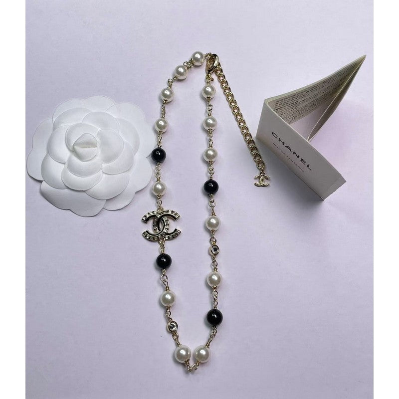 18K  Chanel Black & White Pearls Necklace