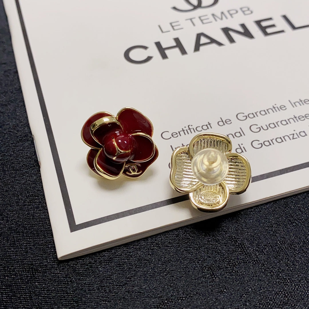 18K  Chanel Camellia Earrings