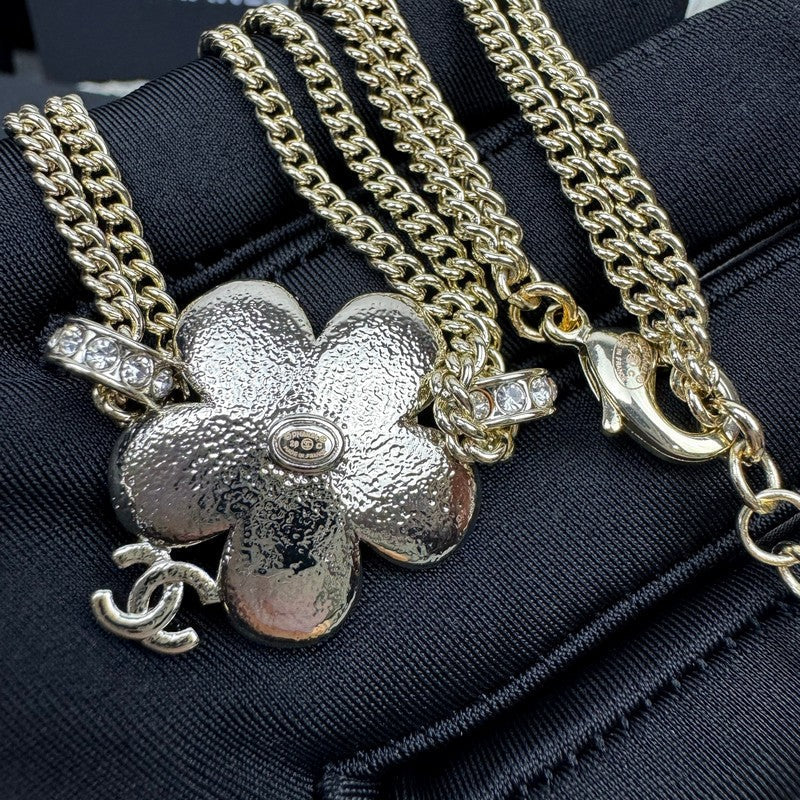 18K  Chanel 26C Blue Flower Choker Necklace