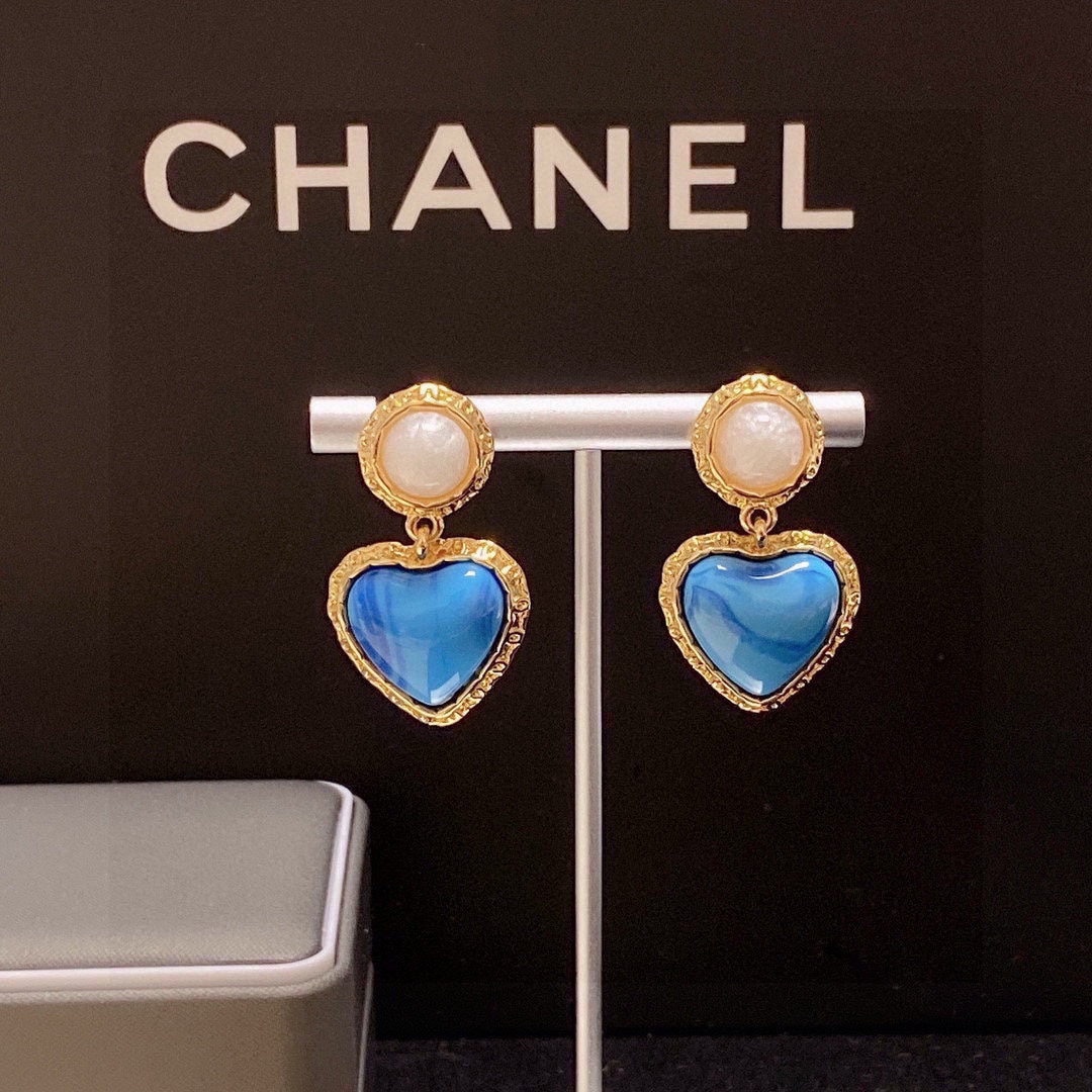18K  Chanel Blue Heart Pearl Earrings